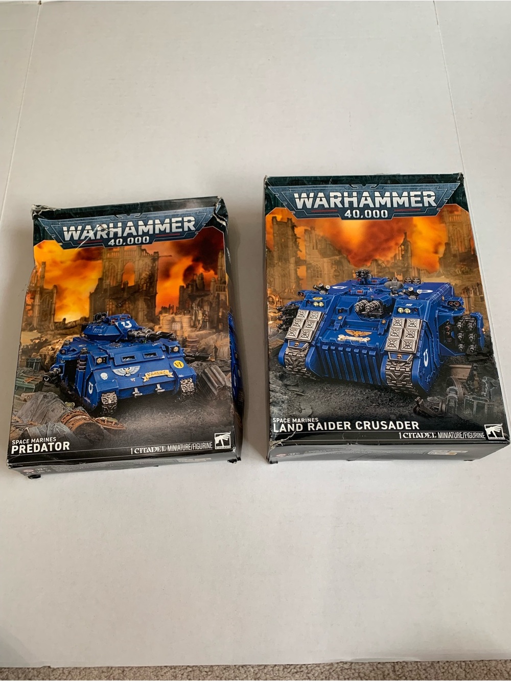 Warhammer Space Marines Predator tank & land raider crusader